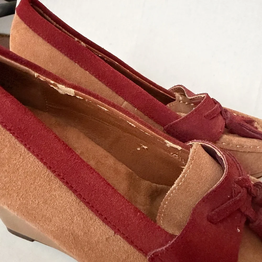 Y2K Women Tan Burgundy Suede‎ Tassel Wedge Loafer Shoes Size 8 M